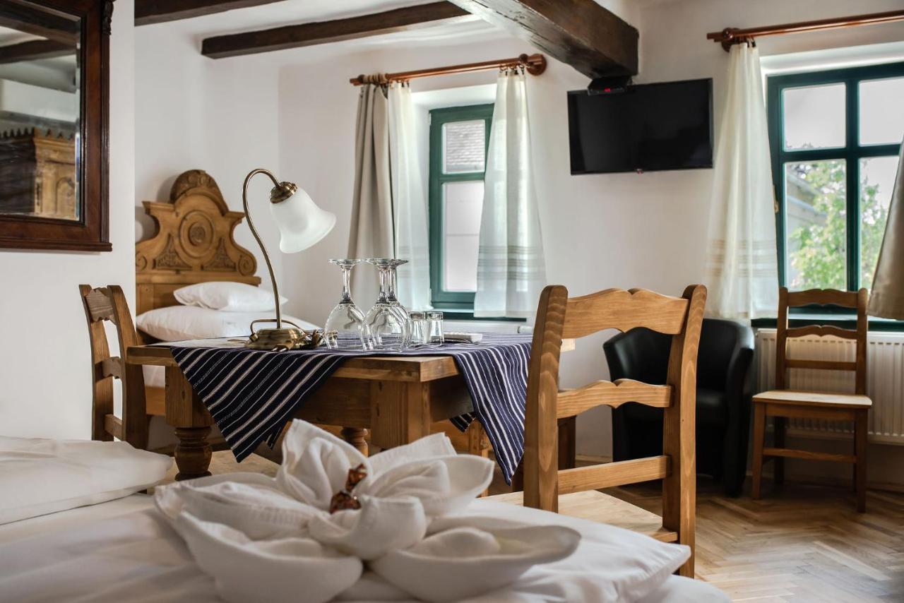 Bed and Breakfast Szent Gellert Borhaz Es Vendegfogado Makó Exterior foto