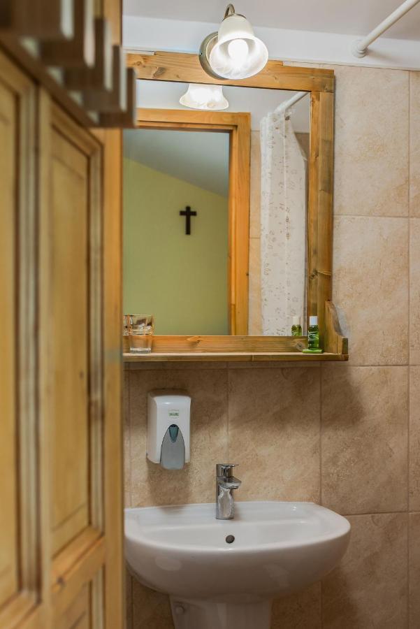 Bed and Breakfast Szent Gellert Borhaz Es Vendegfogado Makó Exterior foto