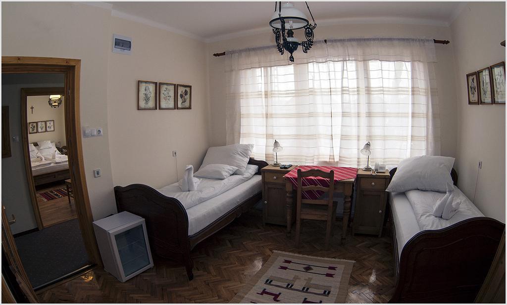 Bed and Breakfast Szent Gellert Borhaz Es Vendegfogado Makó Zimmer foto